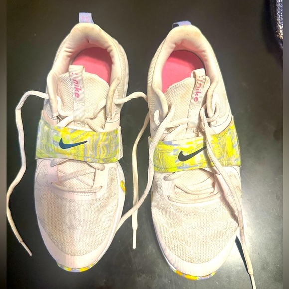 Nike Off White Women Walking Training Athletic Lace & Velcro Closure Shoes 8.5 - Picture 1 of 8